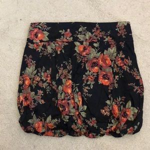 Floral mini skirt size XS